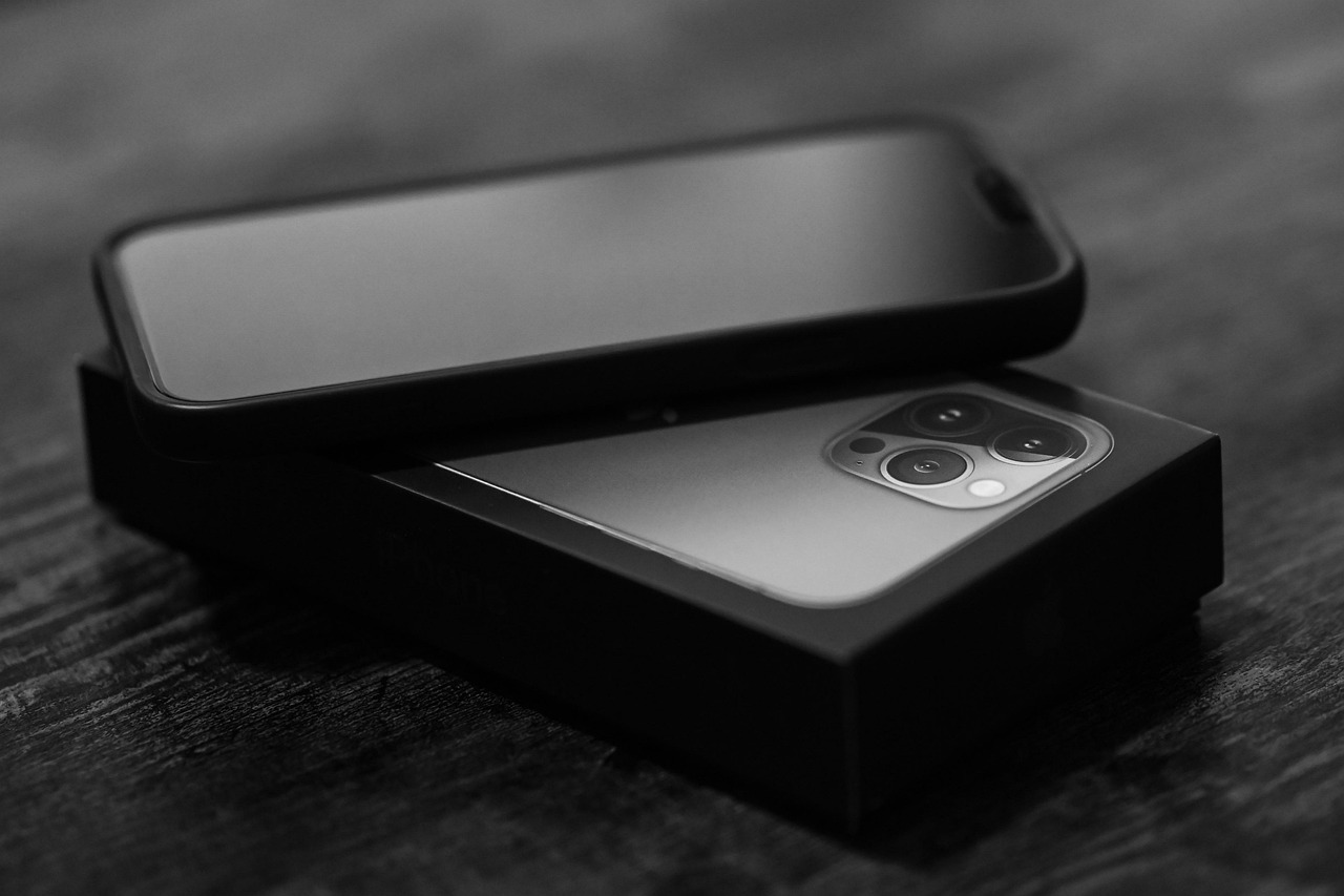 iPhone 18 Pro Max Cases: The Minimalist's Guide