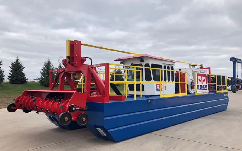 Benefits of Partnering with a Trusted Diesel Dredge Supplier