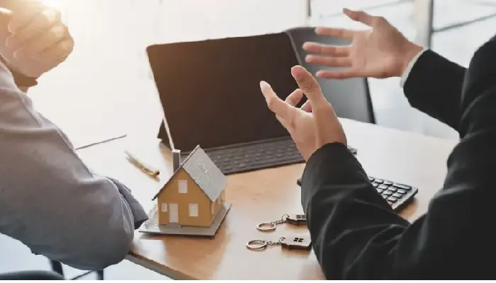 property financial advisor