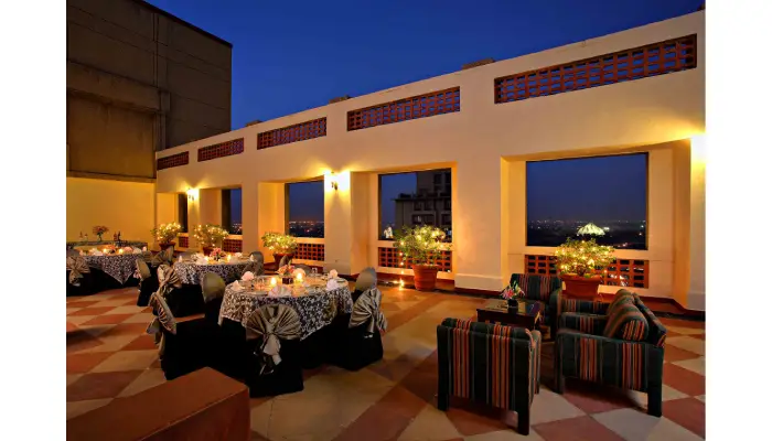 Hotel For Business Meeting: Ideal Venues For Your Next Conference