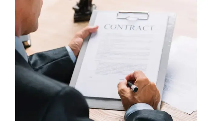 Expert SaaS Contract Lawyers for Startups and Enterprises